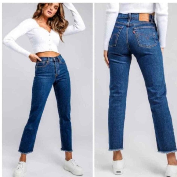 Levi’s Wedgie Straight Raw Hem Jeans - Picture 1 of 6